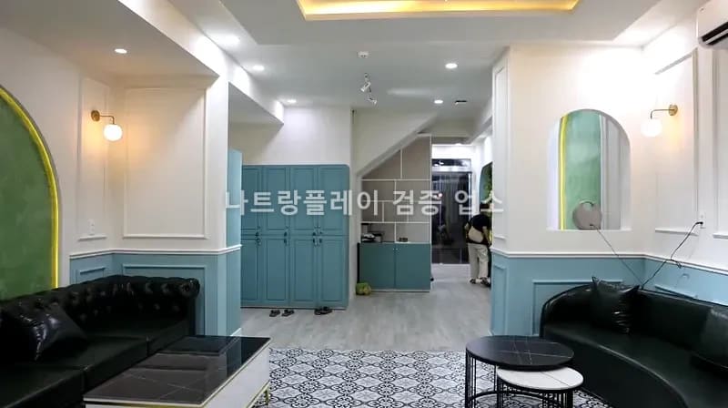 그린 이발소 개인 락커 및 휴게실