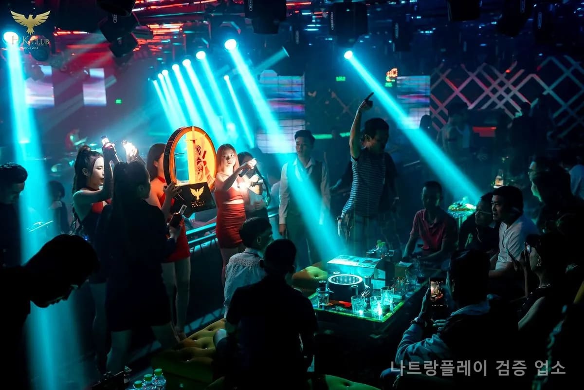 나트랑 HK클럽 DJ·퍼포먼스 갤러리 3