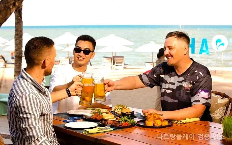 나트랑 세일링 클럽 Sailing Club 비치